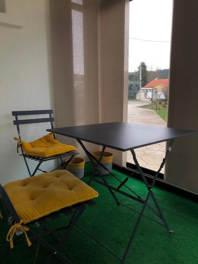 Occitemps Lägenhet Saint Julien Les Rosiers Exteriör bild